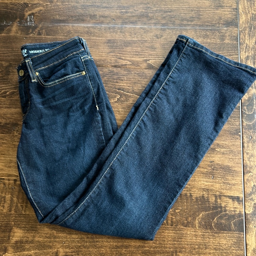 Women's Levi Strauss Signature Modern Boot Cut stretch jeans Size 4M